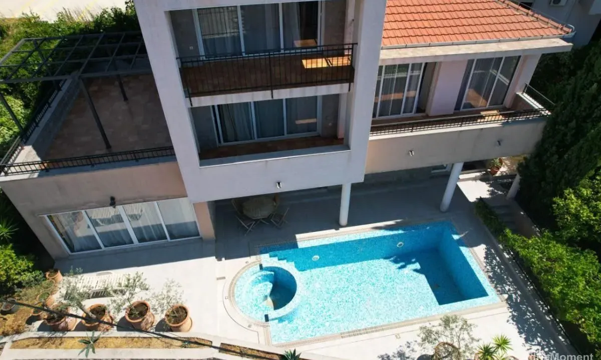 Sale, house, 495m², Bečići, Budva