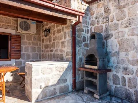 Sale, two bedroom apartment, 87m², Perast, Kotor - image 20