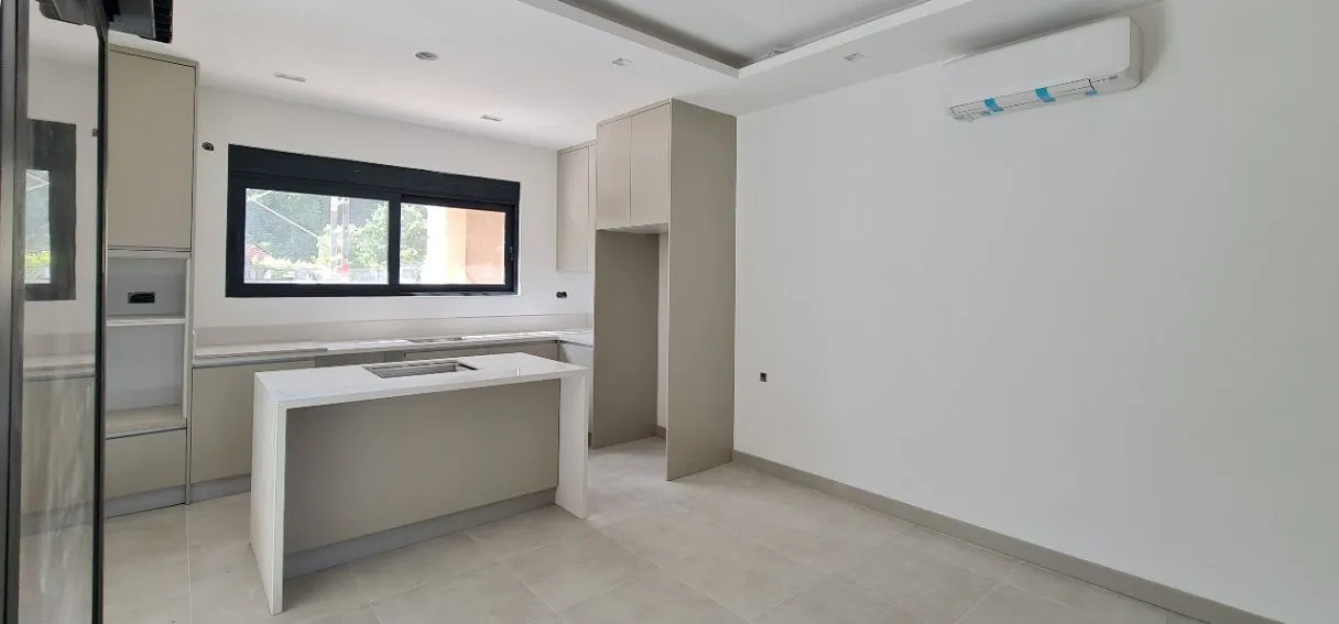 Prodaja, kuća, 200m², Danilovgrad, Crna Gora