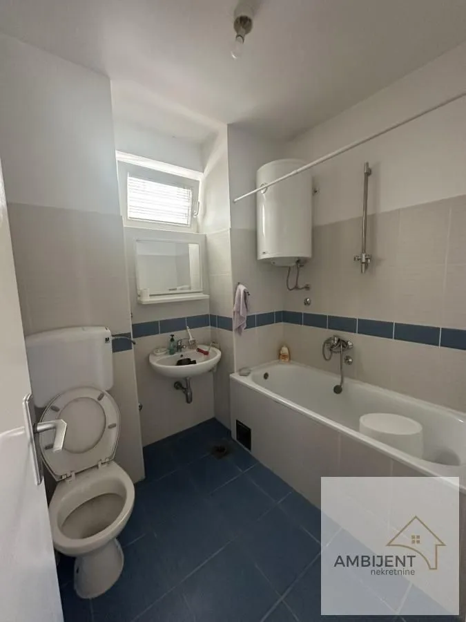 Izdavanje, trosoban stan, 88m², Bezanijska Kosa 1, Bežanijska Kosa Sve Podlokacije