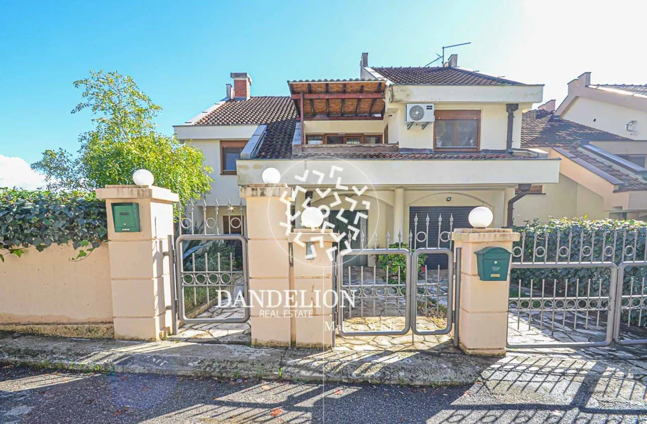 Izdavanje, stan, 300m², Gorica C, Podgorica