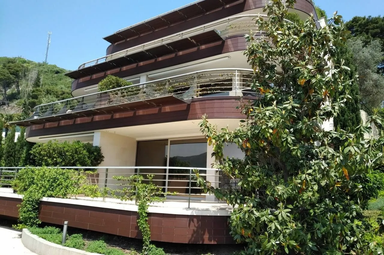 Prodaja, trosoban stan, 167m², Dukley Gardens, Budva