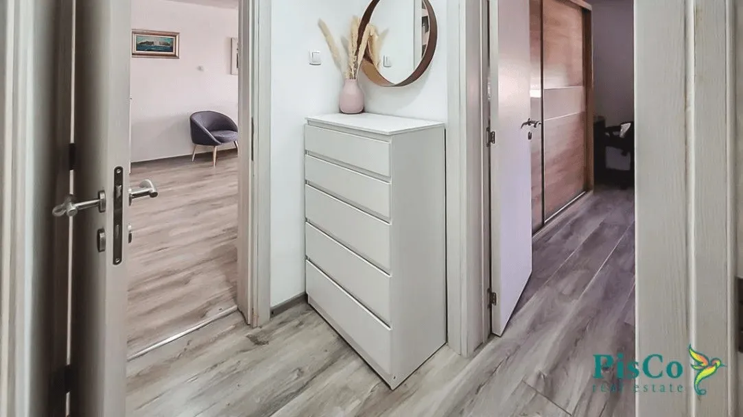 Prodaja, dvosoban stan, 72m², Gintaš, Podgorica
