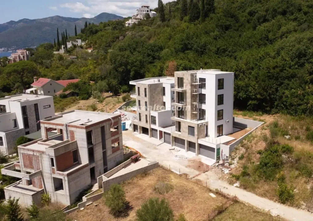 Sale, two bedroom apartment, 76m², Donja Lastva, Tivat
