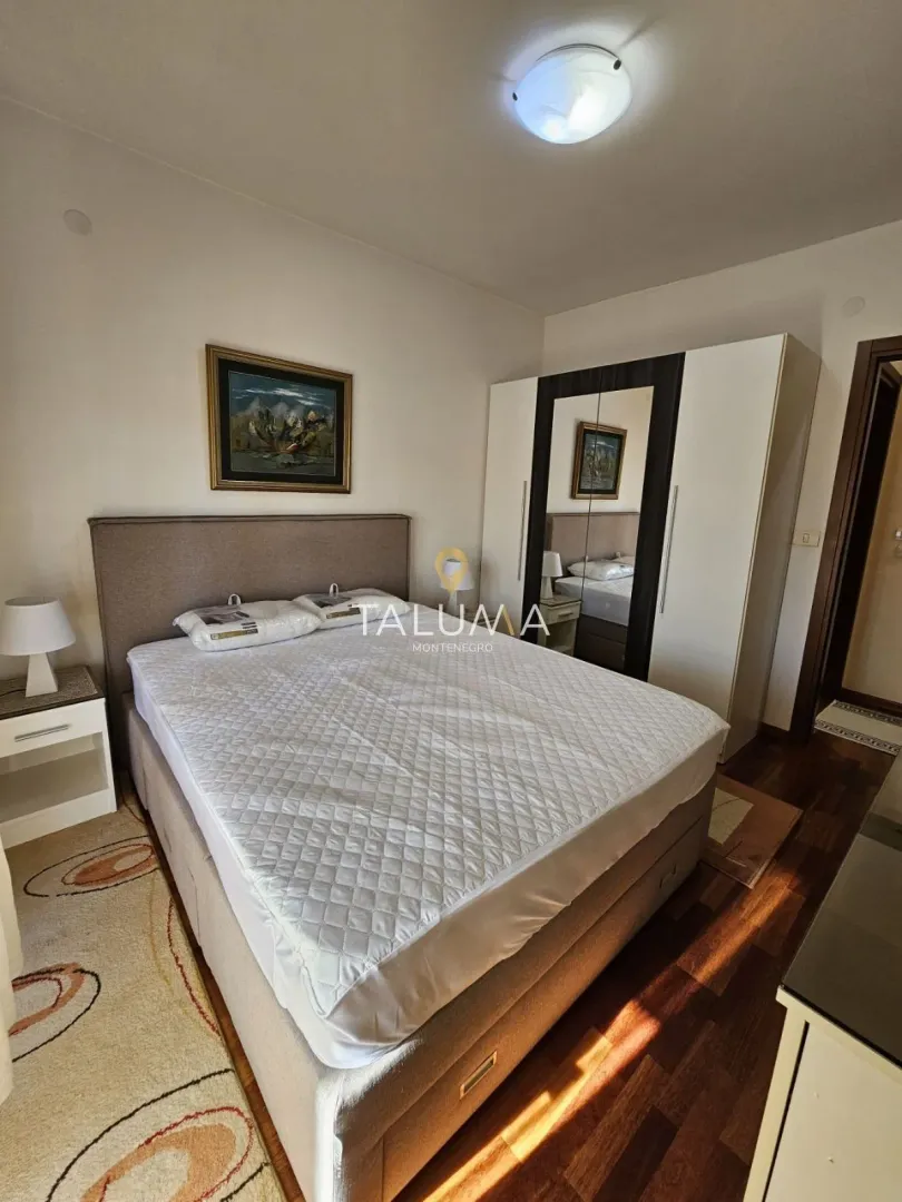 Rent, two bedroom apartment, 75m², City Kvart, Podgorica