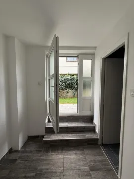 Prodaja, dvosoban stan, 68m², Pantelej, Niš - image 2