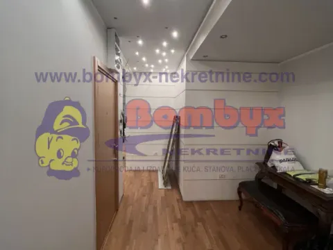 Sale, four bedroom apartment, 177m², Centar, Novi Sad - image 17