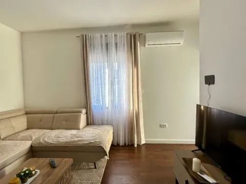 Izdavanje, jednosoban stan, 47m², City Kvart, Podgorica - image 6