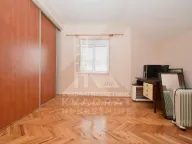 Izdavanje, kuća, 160m², Murtovina, Podgorica - image 17