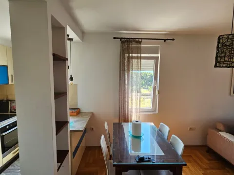 Prodaja, dvosoban stan, 70m², Tuški Put, Podgorica - image 4