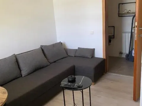 Sale, one bedroom apartment, 38m², Olimp, Zvezdara Sve Podlokacije - image 2