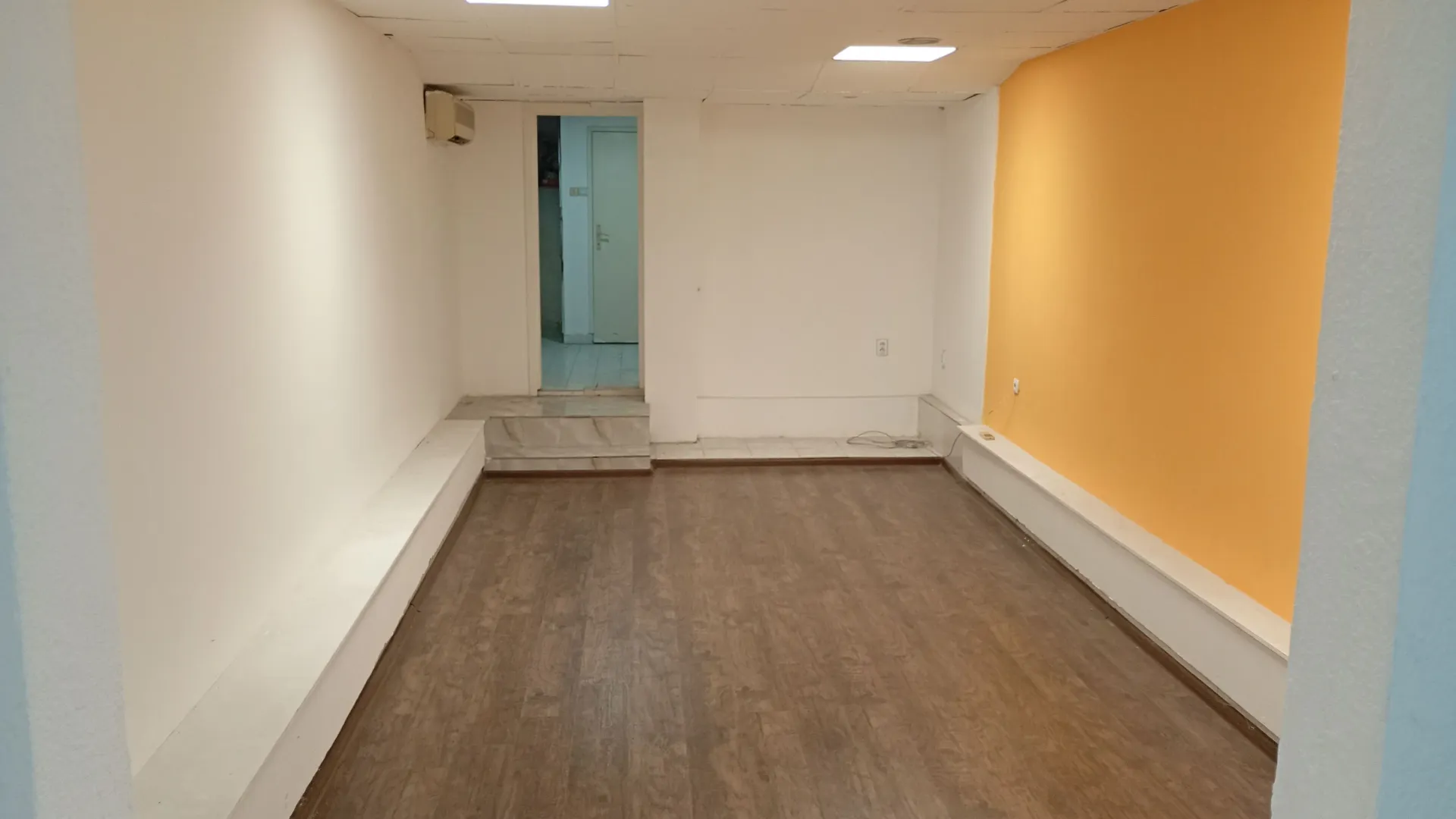 Rent, office space, 44m², Zemun Nova Galenika, Zemun Sve Podlokacije