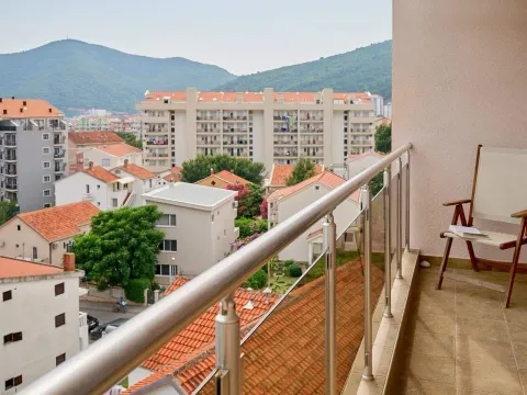 Sale, two bedroom apartment, 88m², Budva, Crna Gora - image 19