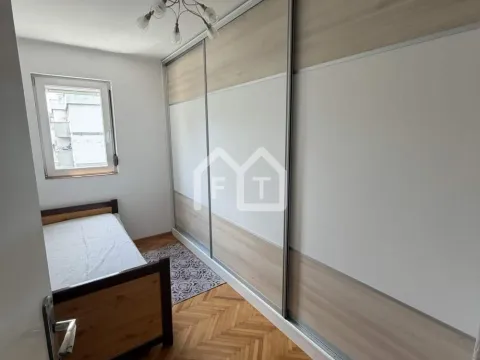Rent, two bedroom apartment, 45m², Kanarevo Brdo, Beograd - image 13
