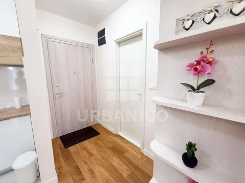 Rent, one bedroom apartment, 40m², Central Point, Podgorica - image 5