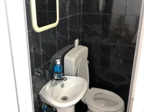 Izdavanje, trosoban stan, 100m², Gradiošnica, Tivat - image 7