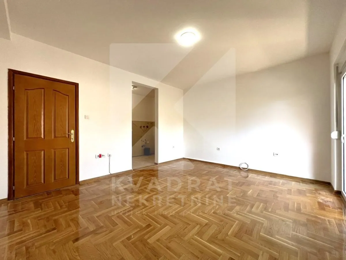 Prodaja, jednosoban stan, 51m², Masline, Podgorica