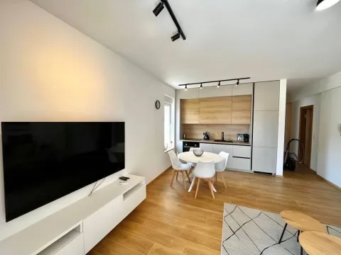 Sale, one bedroom apartment, 53m², Podmaine, Budva - image 2