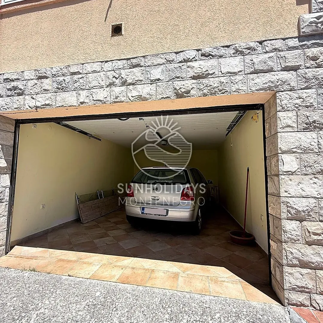 Sale, house, 144m², Zagrađe, Bar