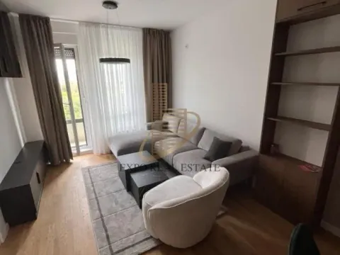 Izdavanje, jednosoban stan, 40m², Novo naselje, Novi Sad