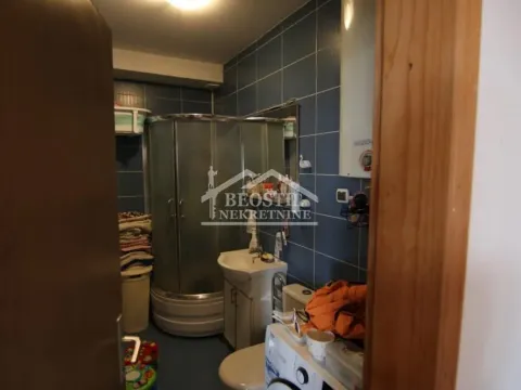 Prodaja, dvosoban stan, 76m², Stari Grad, Beograd - image 9