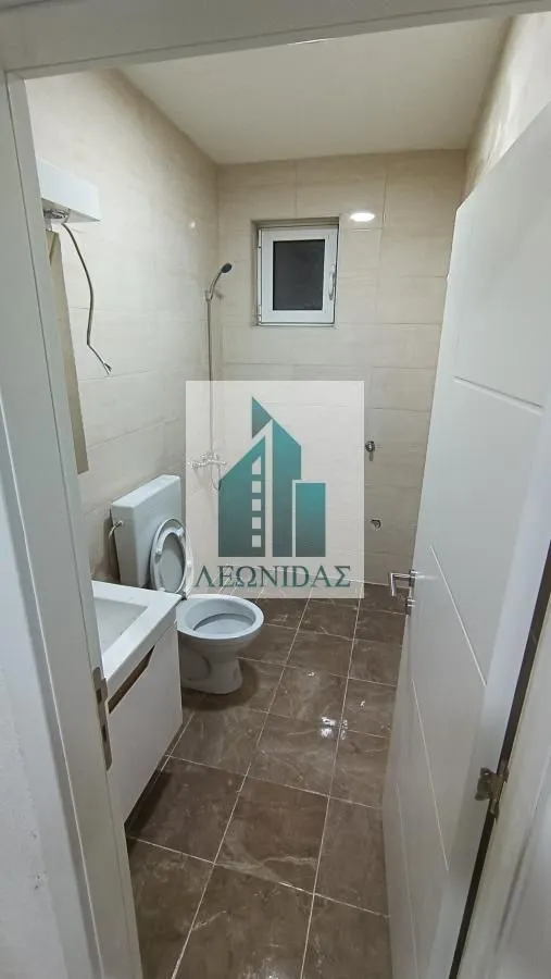 Rent, office space, 38m², Medijana, Niš