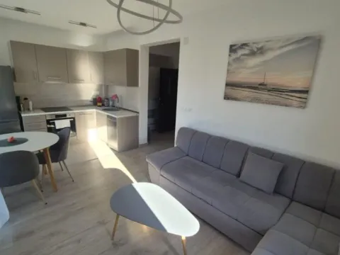 Rent, one bedroom apartment, 45m², Donja Lastva, Tivat - image 2