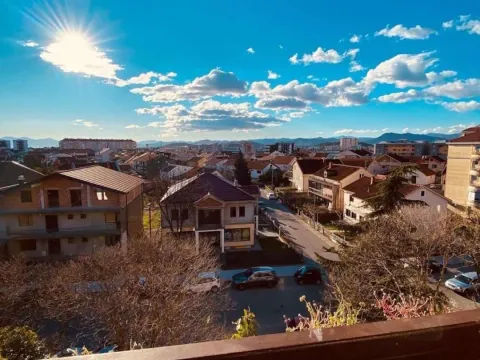 Rent, one bedroom apartment, 48m², Stari Aerodrom, Podgorica - image 10