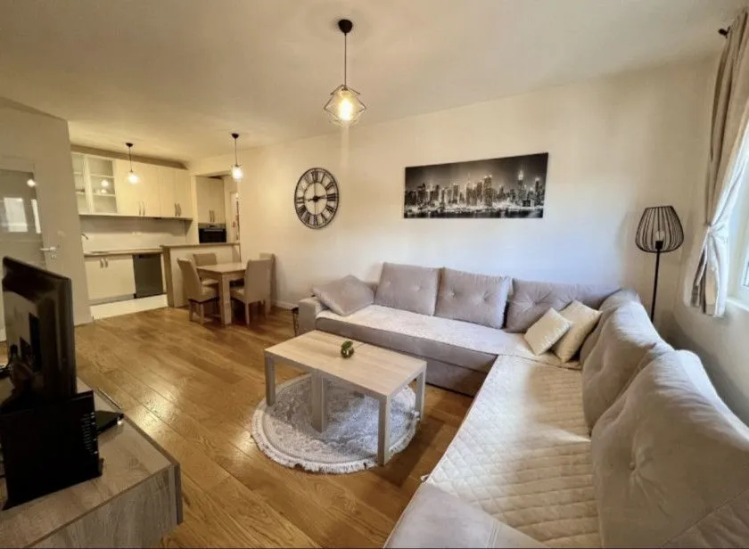 Prodaja, jednosoban stan, 53m², Central Point, Podgorica