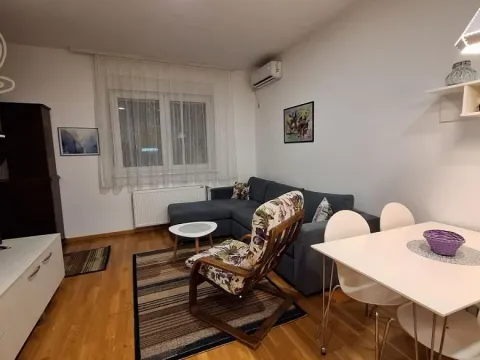 Rent, one bedroom apartment, 34m², Grbavica, Novi Sad Sve Podlokacije - image 3