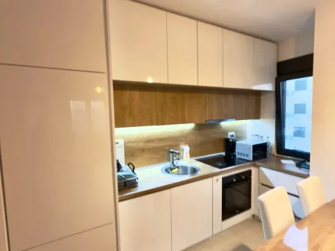 Rent, two bedroom apartment, 70m², City Kvart, Podgorica - image 2