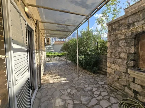 Prodaja, trosoban stan, 76m², Prčanj, Kotor - image 7