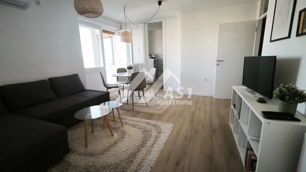 Izdavanje, dvosoban stan, 40m², Liman 3, Novi Sad Sve Podlokacije