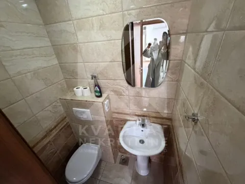 Izdavanje, dvosoban stan, 56m², City Kvart, Podgorica - image 15