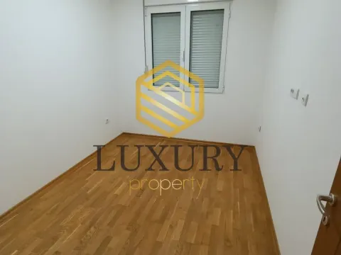 Prodaja, jednosoban stan, 43m², Blok 9, Podgorica - image 10