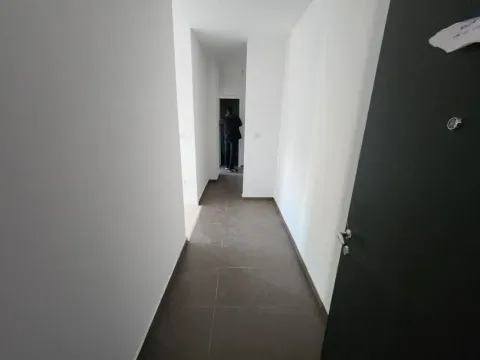 Prodaja, dvosoban stan, 45m², 1 maj, Podgorica - image 8