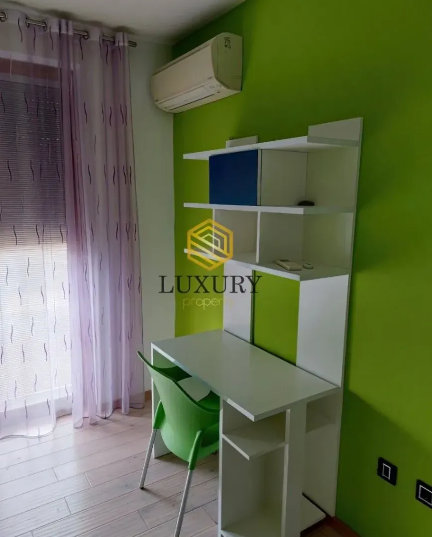 Rent, three bedroom apartment, 140m², Preko Morače, Podgorica