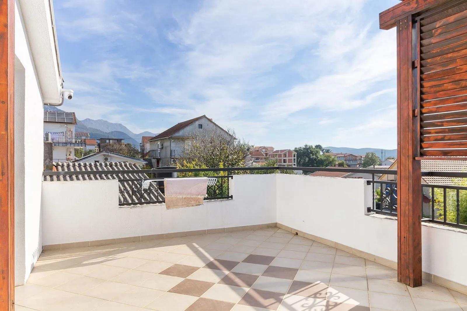 Prodaja, kuća, 234m², Dumidran, Tivat