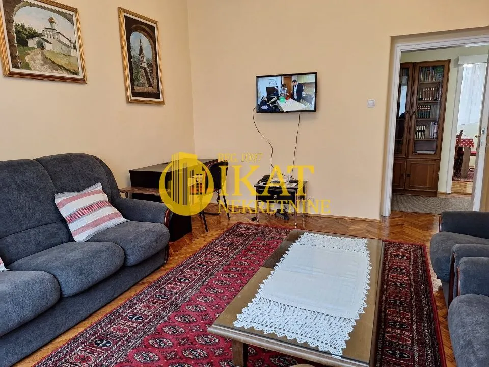 Rent, two bedroom apartment, 60m², Cvetni Trg, Vračar Sve Podlokacije