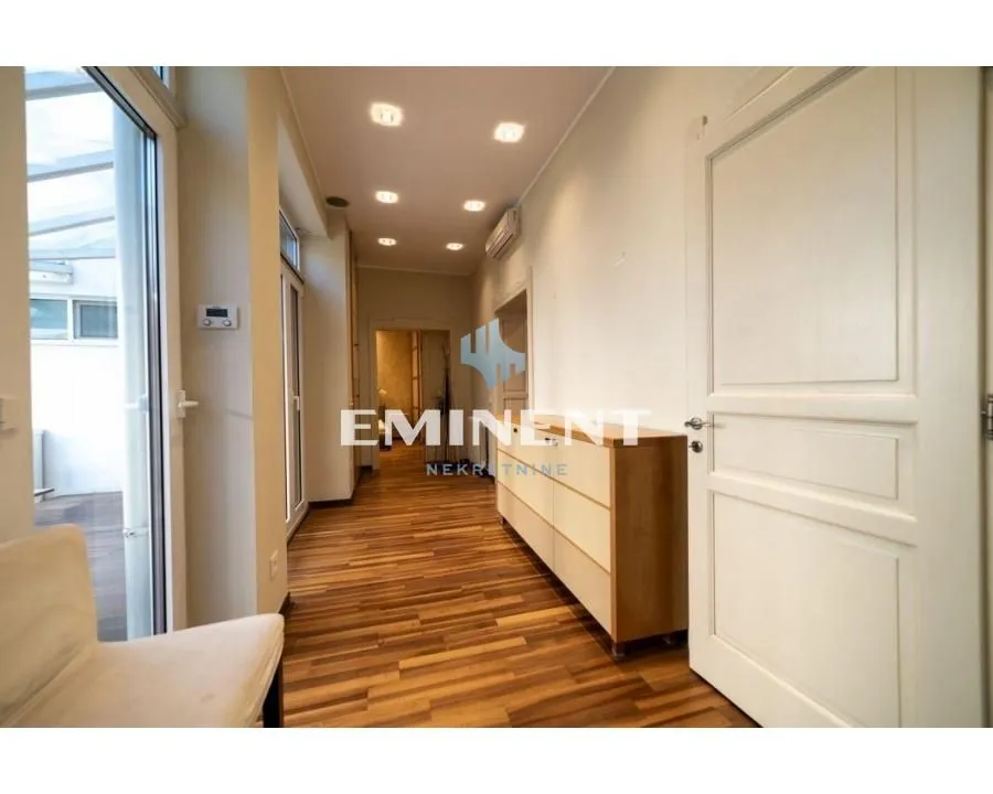 Sale, house, 304m², Zemun Centar, Zemun Sve Podlokacije