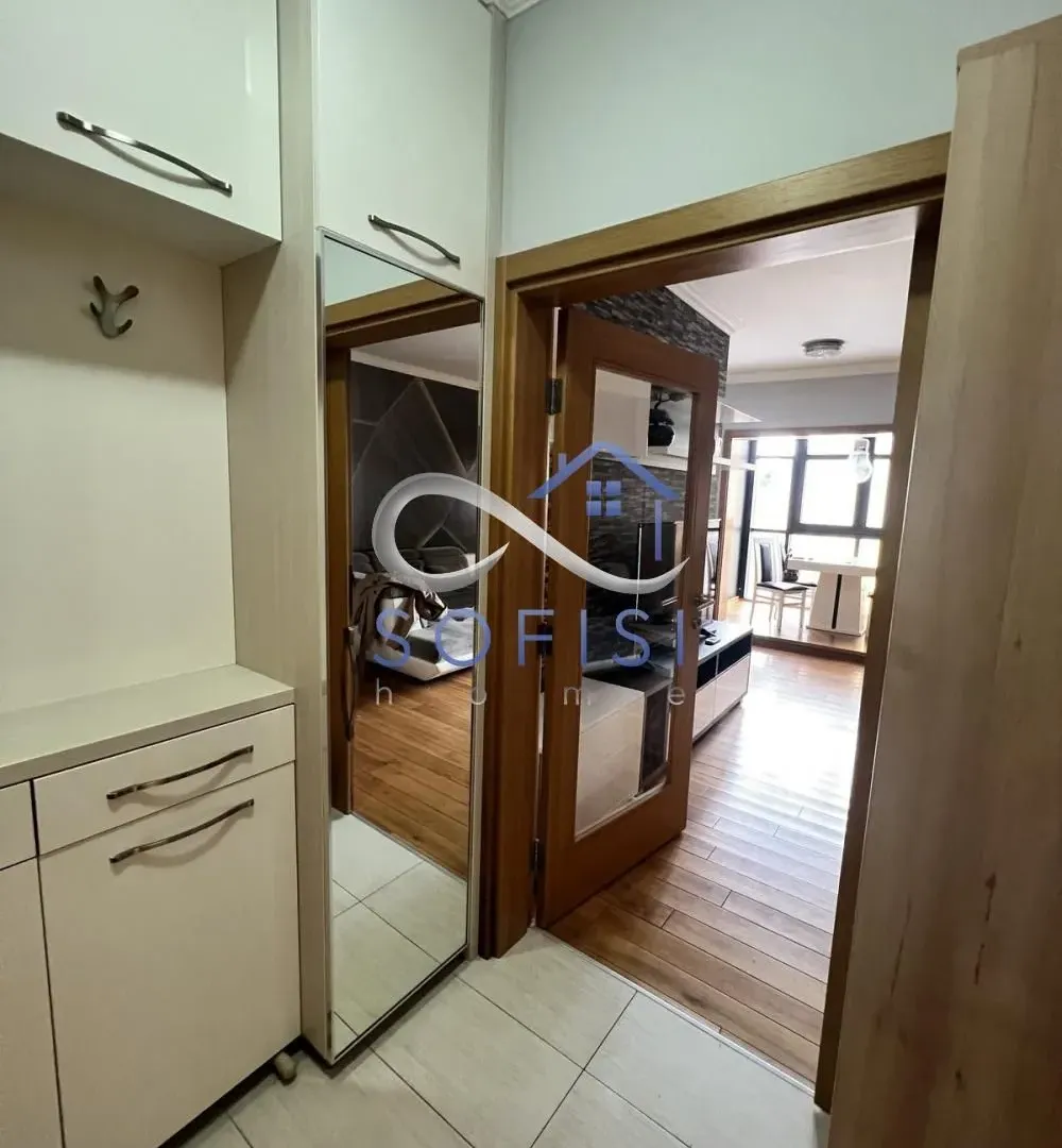 Izdavanje, trosoban stan, 64m², Novi Sad Sve Podlokacije, Novi Sad