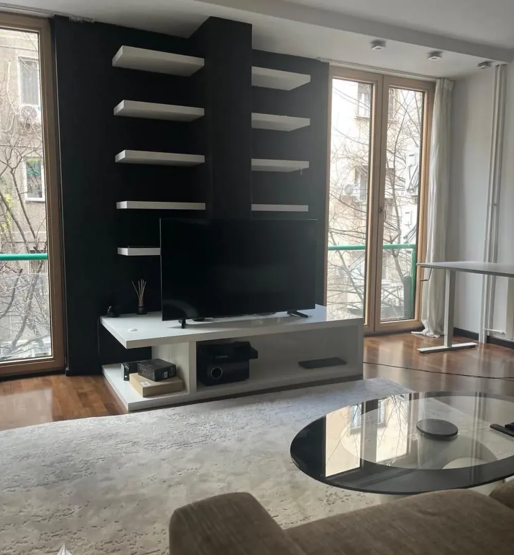 Rent, four bedroom apartment, 87m², Stari Grad, Beograd