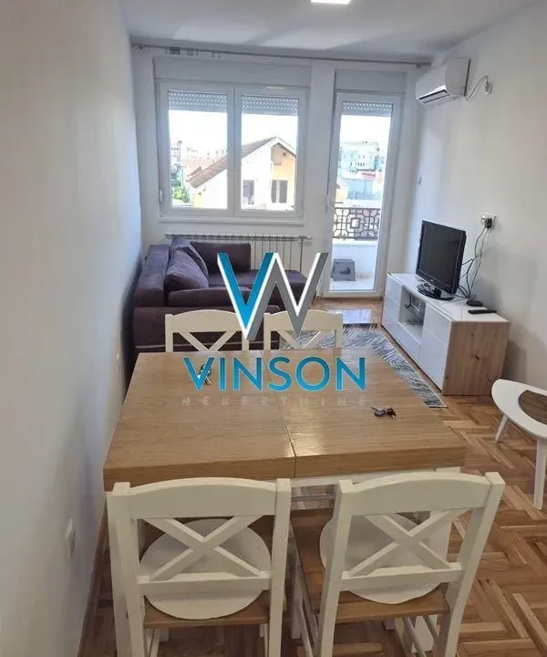 Izdavanje, jednosoban stan, 39m², Salajka, Novi Sad Sve Podlokacije