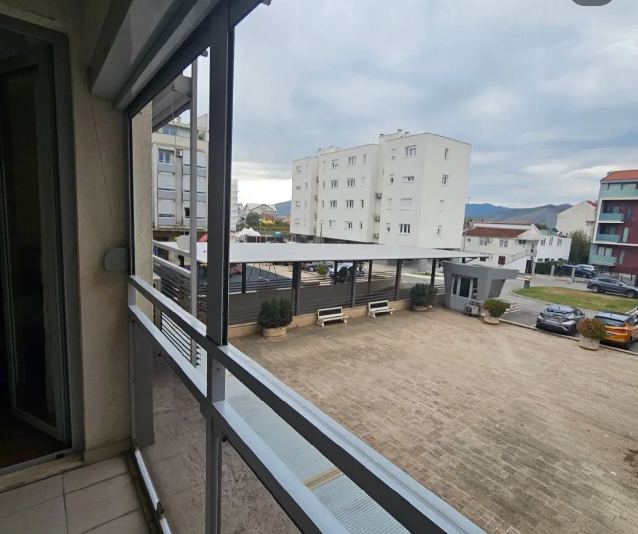 Rent, one bedroom apartment, 43m², Tološka šuma, Podgorica