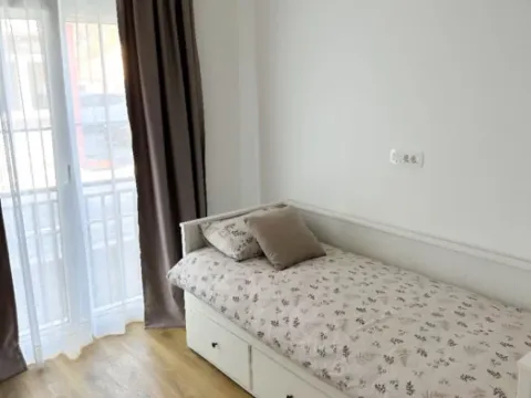 Rent, two bedroom apartment, 64m², Cetinje, Crna Gora - image 7