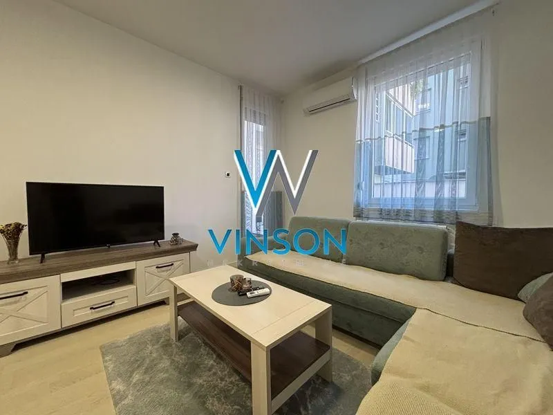 Izdavanje, jednosoban stan, 42m², Centar, Novi Sad