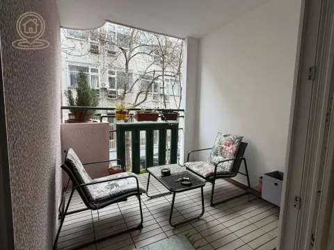 Rent, two bedroom apartment, 50m², Stari Grad, Beograd - image 12