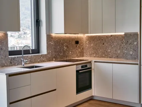 Sale, two bedroom apartment, 102m², Porto Montenegro, Tivat - image 23