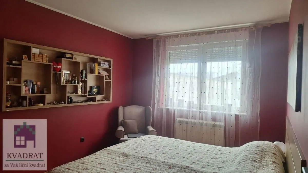 Prodaja, četvorosoban stan, 115m², Grbavica, Novi Sad Sve Podlokacije