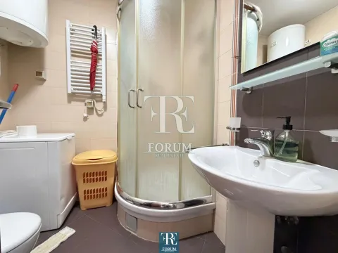 Rent, two bedroom apartment, 60m², Stari Aerodrom, Podgorica - image 8